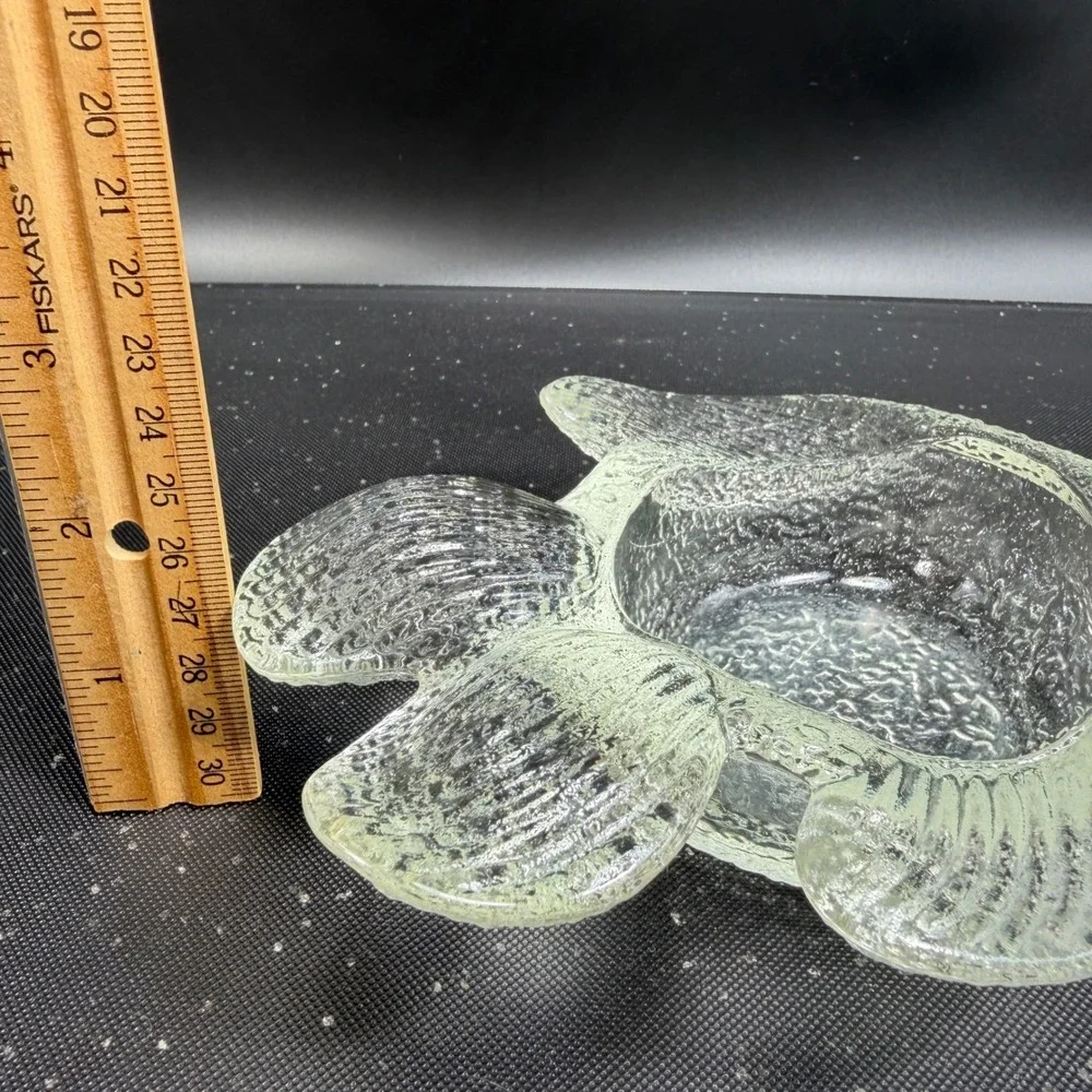 Vintage Textured Clear Art Glass Fish Bowl Coastal Nautical Trinket Dish‎ 6 Inch
